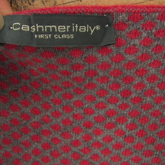 Cashmer Italy Gray/Red Polka Dot Scarf - Picture 3 of 12